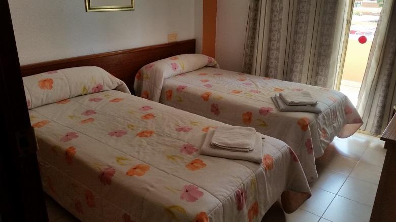 Apartamentos Ocana Кала-де-Фінестрат Екстер'єр фото